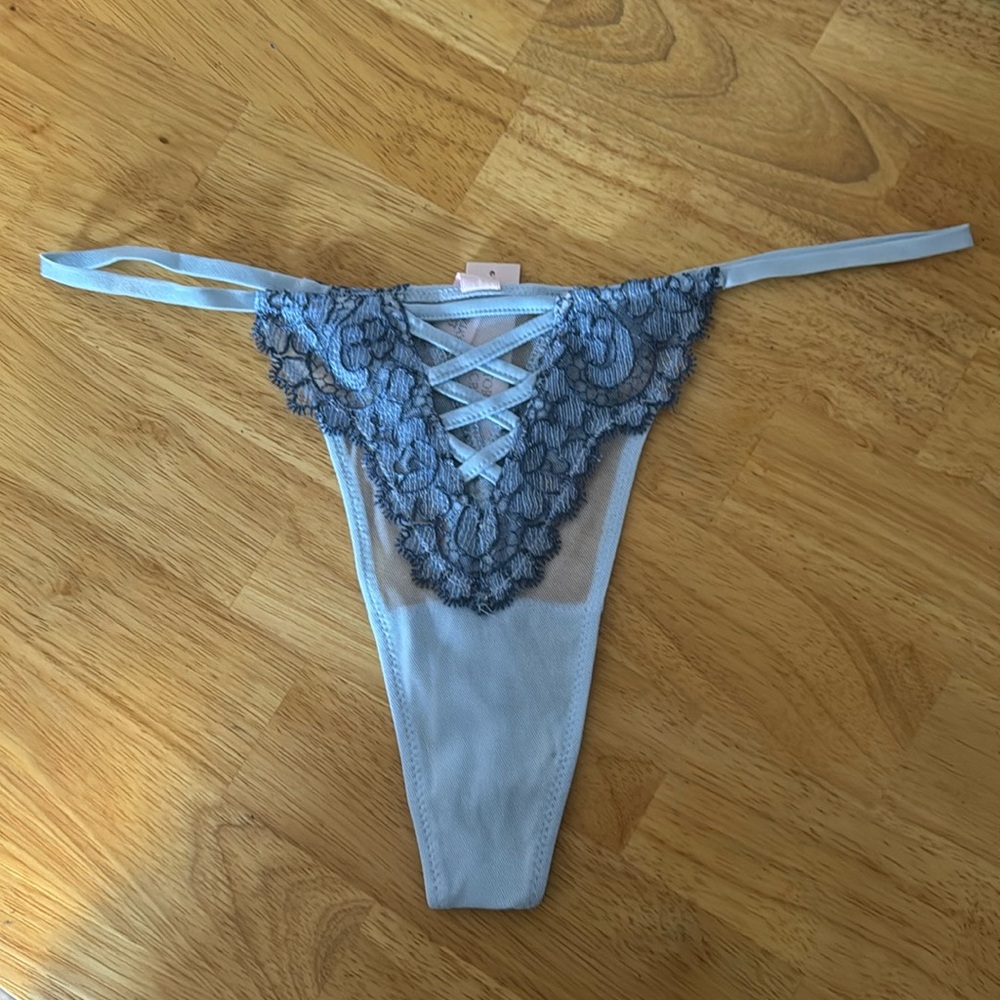 Victoria’s Secret BOHO Floral lace up embroidery Thong panty size medium blue